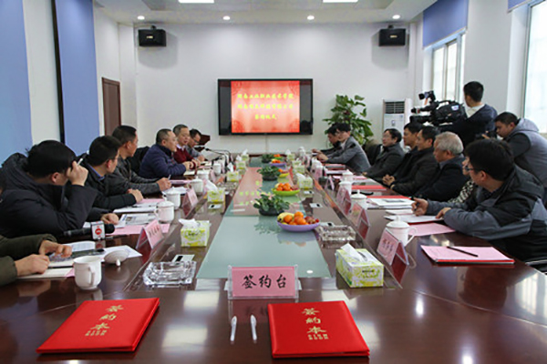 籌建3D打印學院簽約儀式.jpg 籌建3D打印學院簽約儀式.jpg